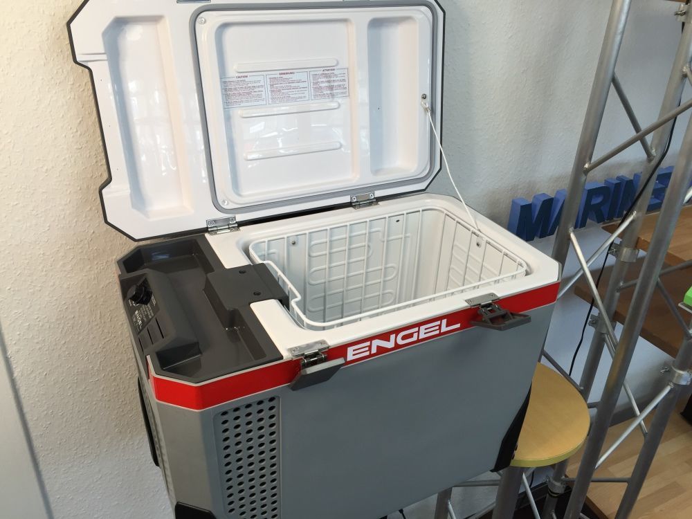 ENGEL Befestigungs-Kit für Kühlbox EGMT35, EGMT45