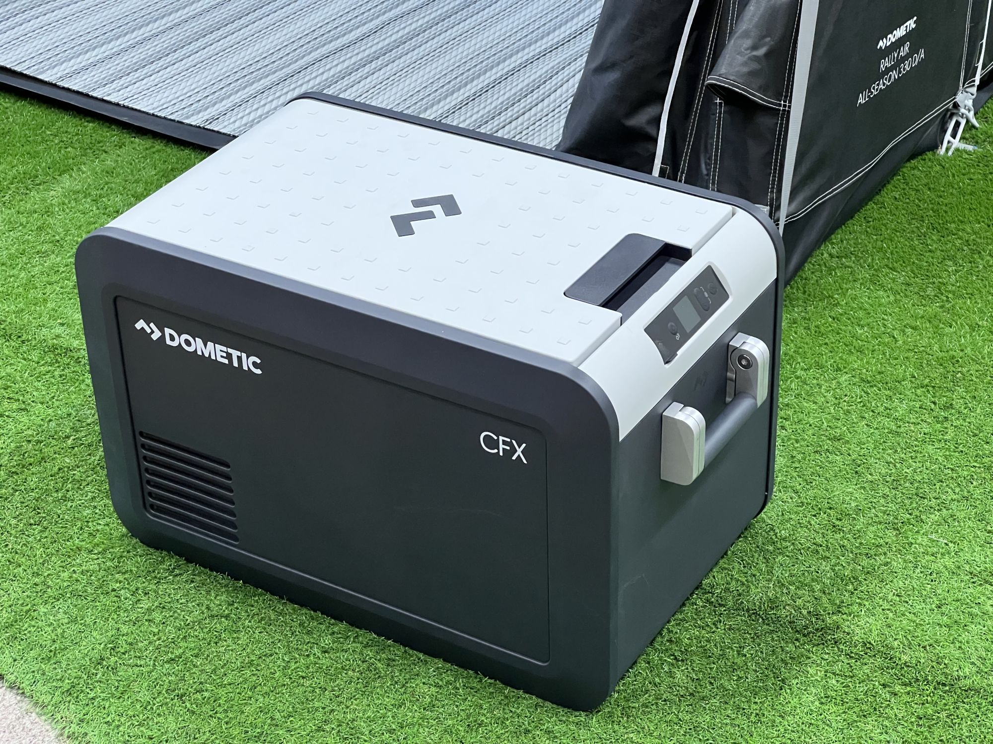 Dometic CFX3 35 Kühlbox: Höchste Kühlleistung für unterwegs