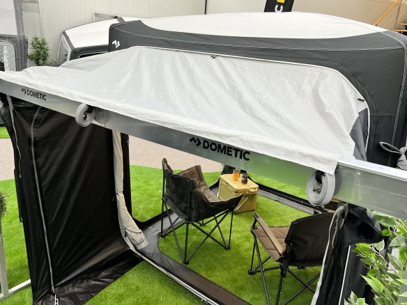 Kampa Dometic HUB 1.0 VW Connect Tunnel Kampa Dometic HUB 1.0 VW Connect Tunnel