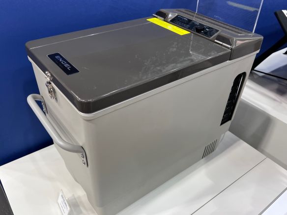 Engel MD 27 F Kompressorkühlbox Aktion Frachtfrei Engel MD 27 F Kompressorkühlbox Aktion Frachtfrei