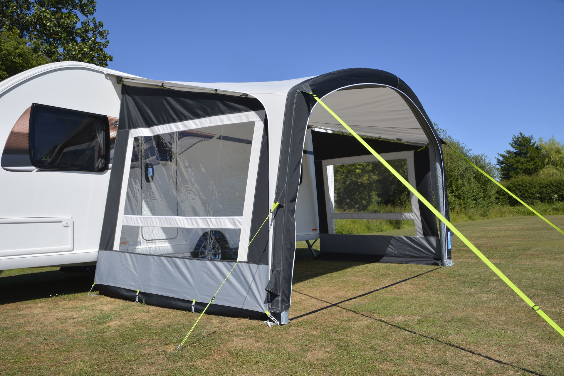 flying tent Core Equipment 9-Person Instant Cabin Tent with Full Rainfly